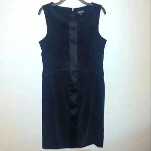 SIGNATURE BY SANGRIA Little BLACK SHEATH STYLE PANEL DRESS SIZE 14